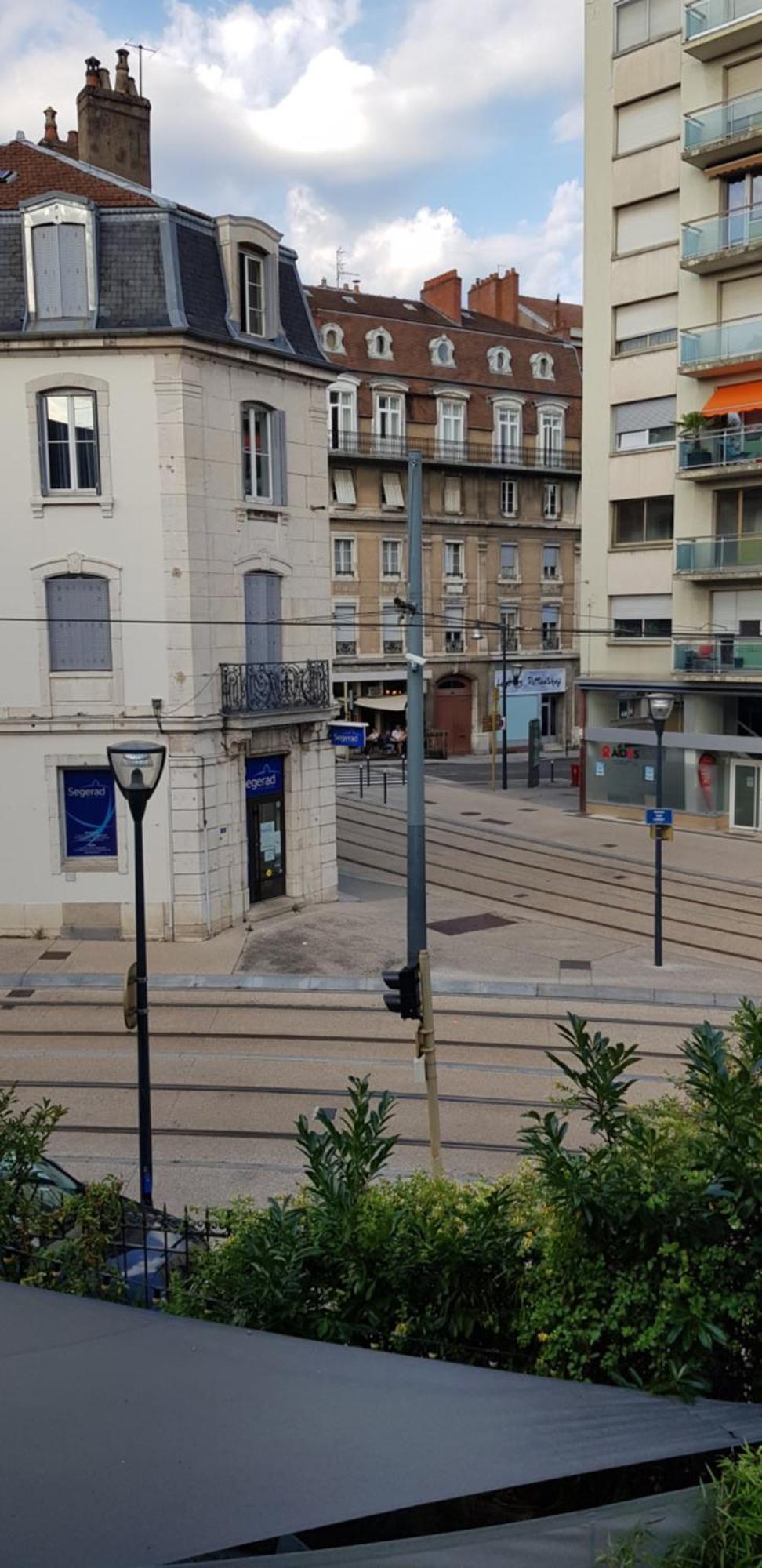 Le Carnot 2 Apartment Besancon Bagian luar foto